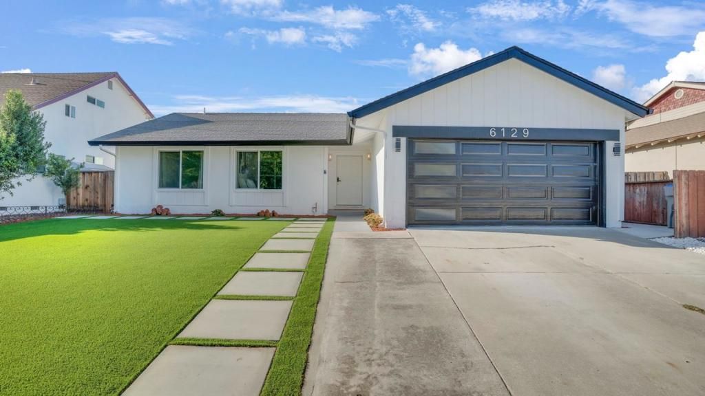 Photo of 6129 Glen Harbor Drive, San Jose, CA 95123 (MLS # ML82023858)