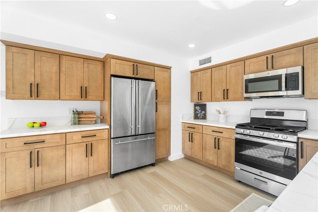 Photo of 17172 Berlin Lane, Huntington Beach, CA 92649 (MLS # OC25262393)