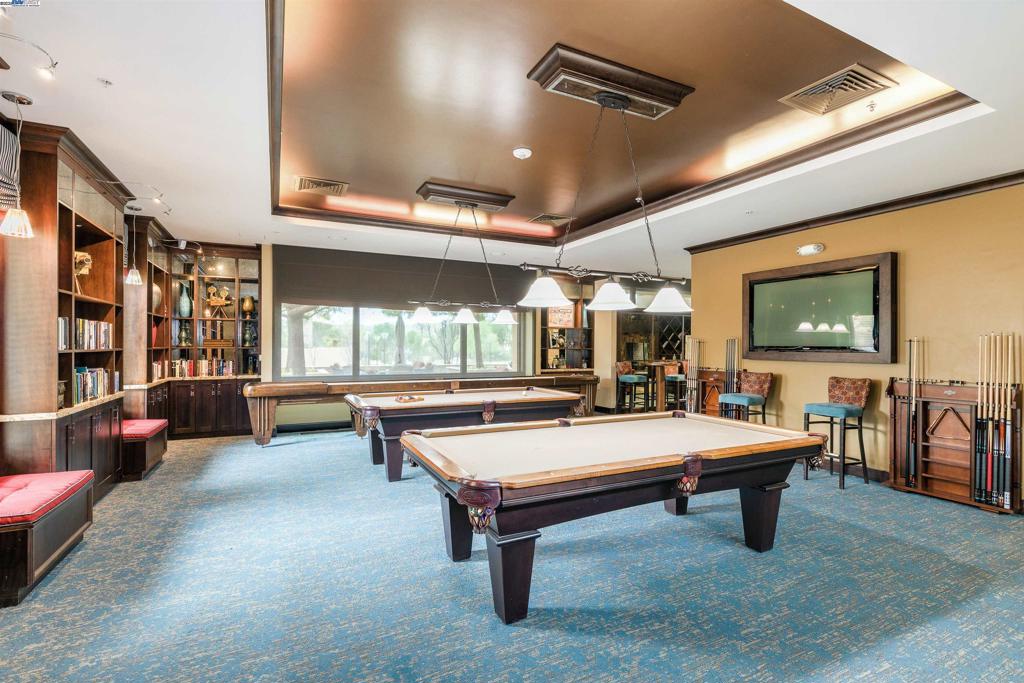 TRILOGY VINEYARDS - Residential