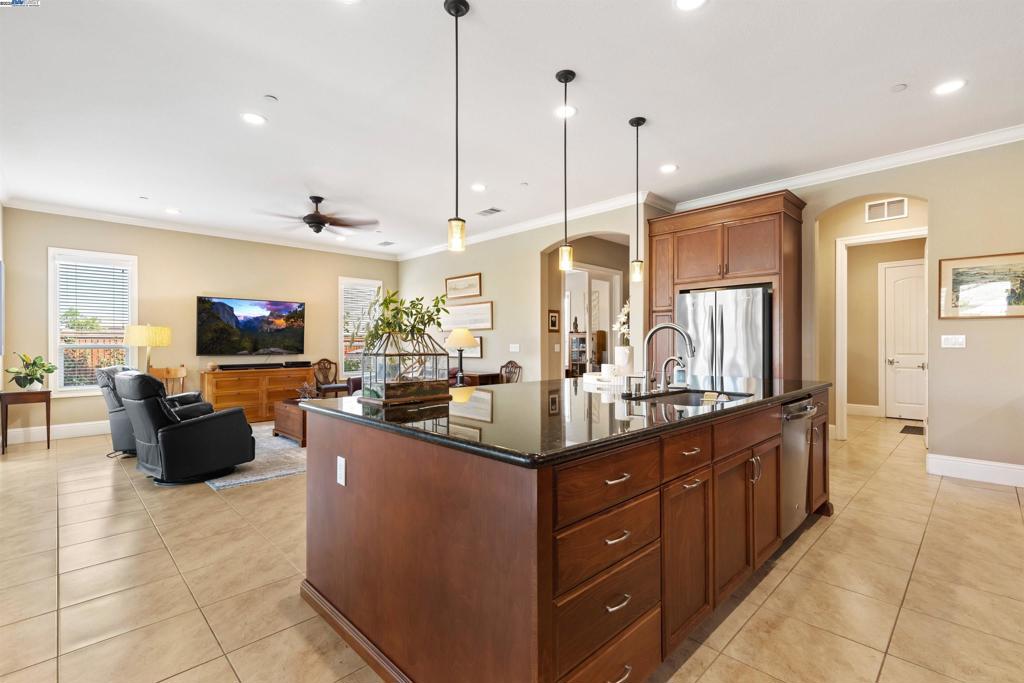 TRILOGY VINEYARDS - Residential