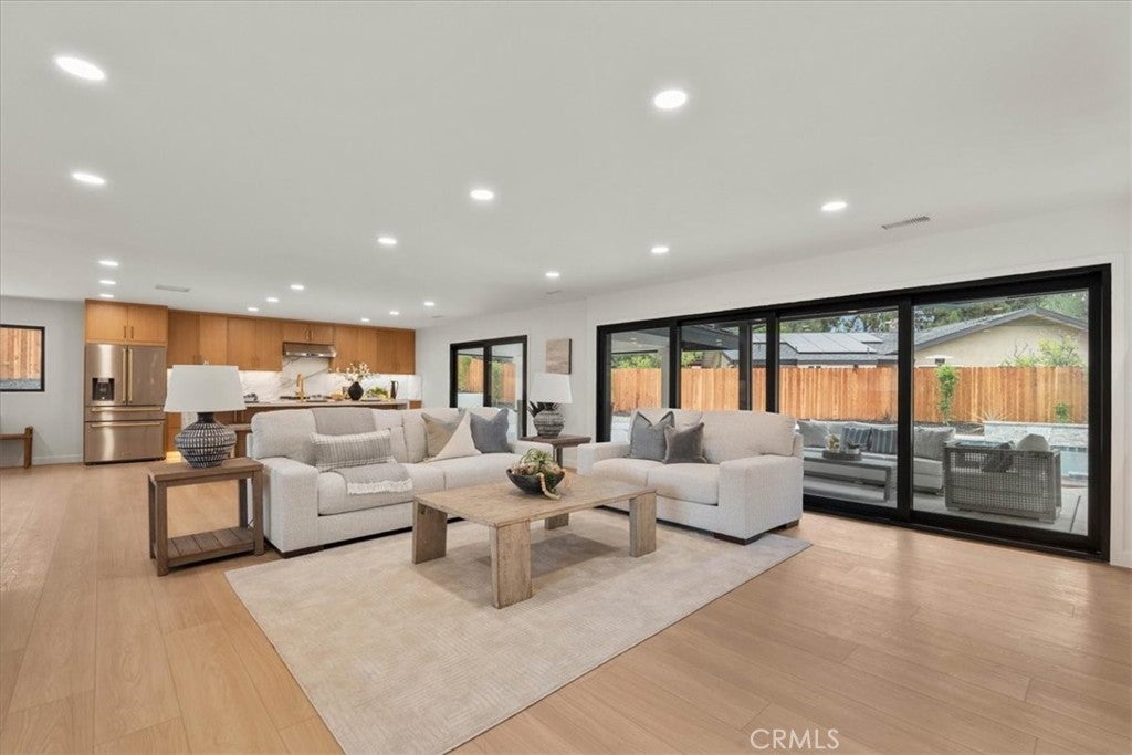 Photo of 2000 Redondo Pl, Fullerton, CA 92835 (MLS # CV26143026)