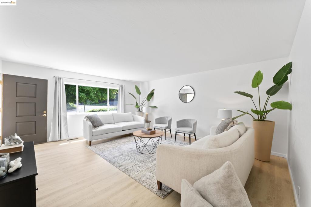 PINOLE VALLEY - Residential