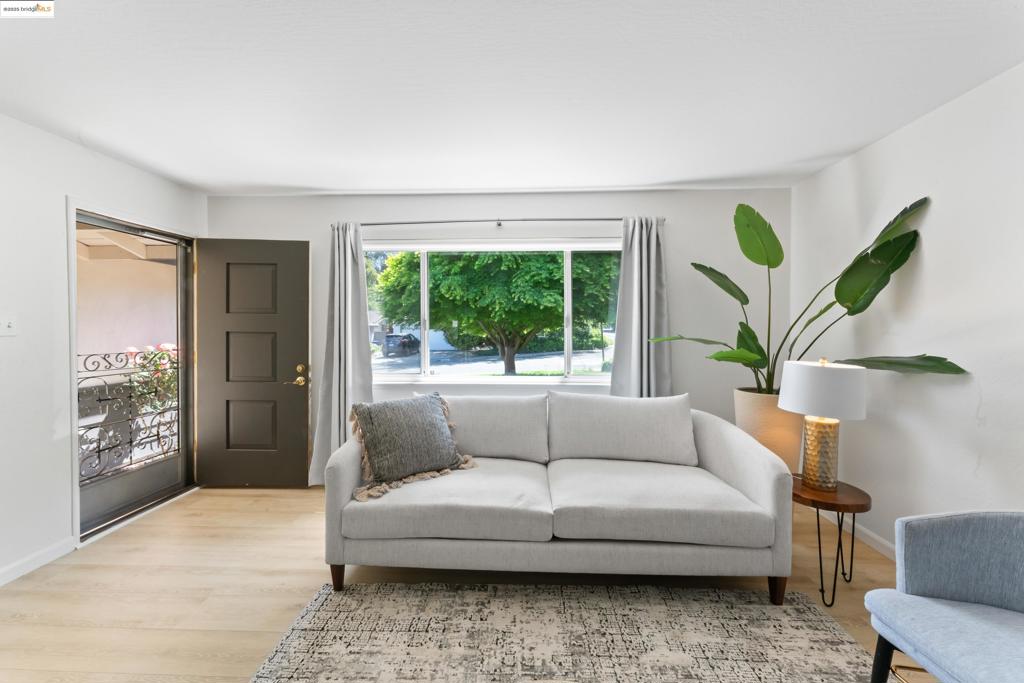 PINOLE VALLEY - Residential