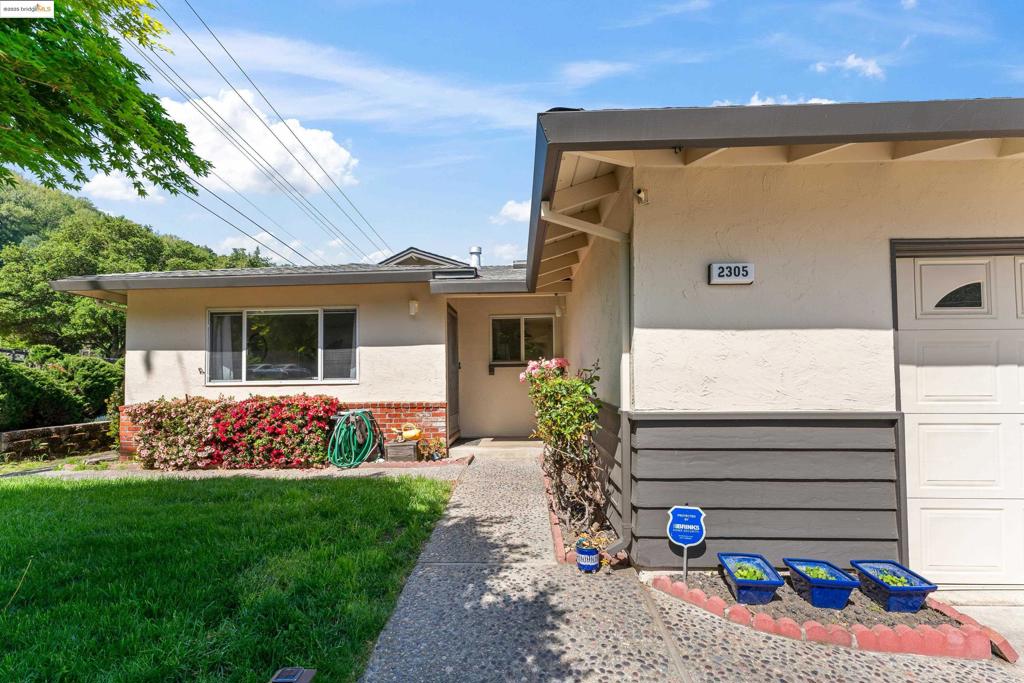 PINOLE VALLEY - Residential