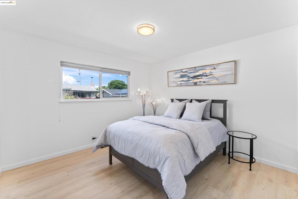 PINOLE VALLEY - Residential