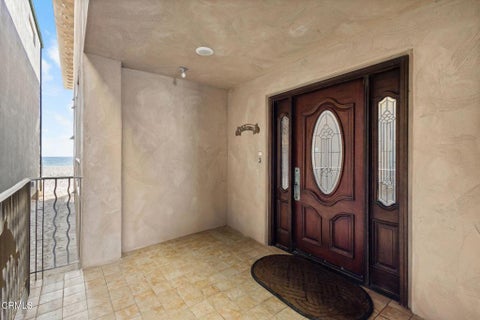 Tiny photo for 5160 Neptune Square, Oxnard, CA 93035 (MLS # V1-37236)