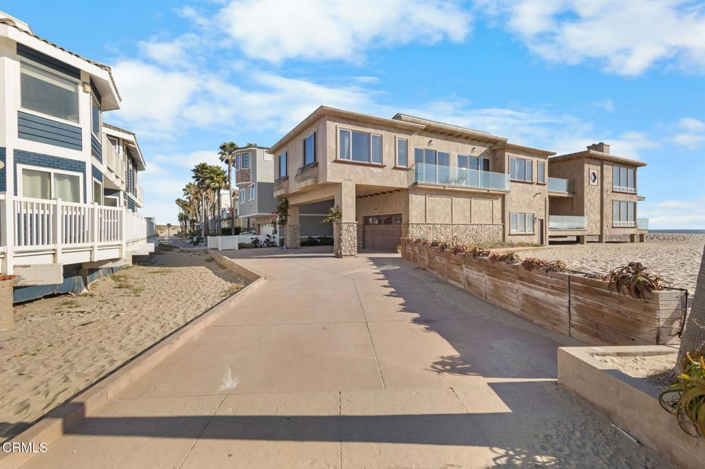 5160 Neptune Square