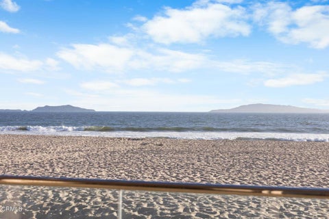 Tiny photo for 5160 Neptune Square, Oxnard, CA 93035 (MLS # V1-37236)