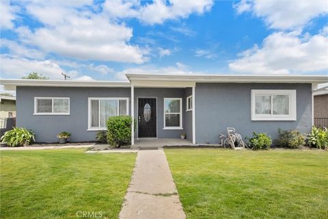 Photo of 1408 S Central Ave Ave, Compton, CA 90220 (MLS # PW26072119)