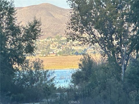 18170 Grand Ave Lake Elsinore CA 92530