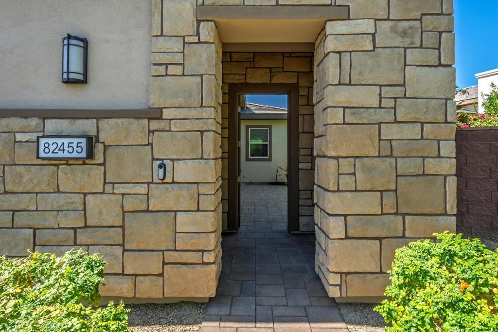 82455 Live Oak Canyon Drive