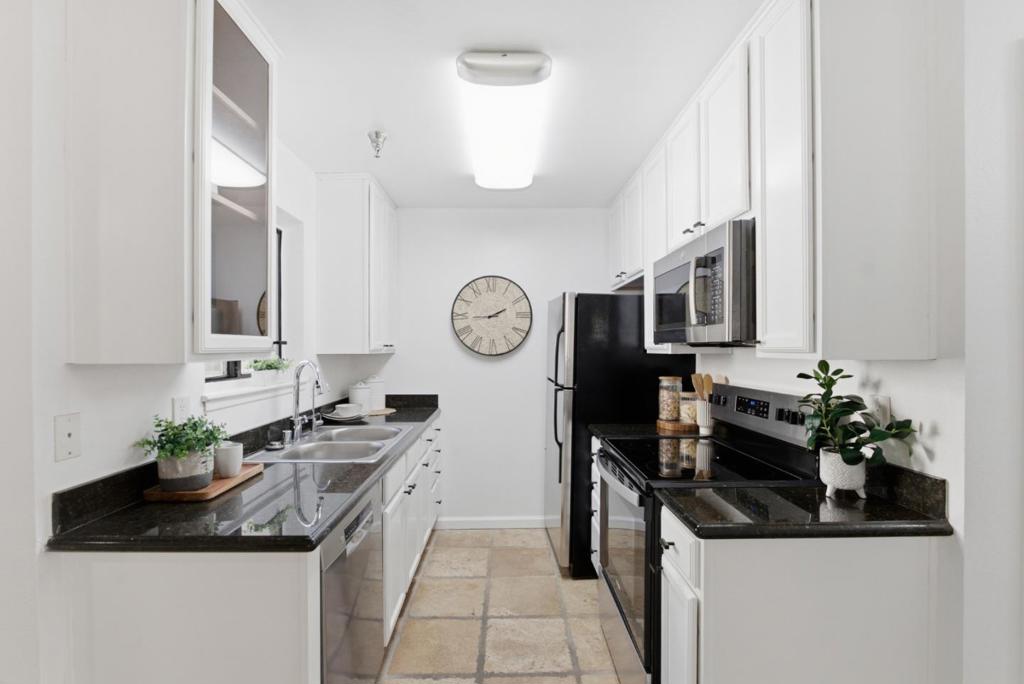880 E Fremont Avenue 729