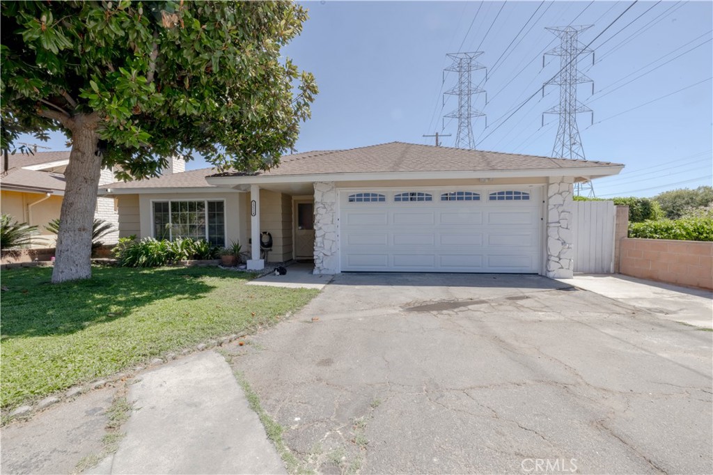 Welcome to this spacious 4 bedroom, 2 bathroom home located in the heart of Arleta. Featuring a functional floor plan, this property offers plenty of room for comfortable living and entertaining. The well-sized bedrooms provide versatility for family, guests, or a home office. The property also includes a detached garage, which offers an excellent opportunity to convert into an ADU for future rental income or extended family living (buyer to verify). The backyard provides ample outdoor space for gatherings, gardening, or simply relaxing. Conveniently located near schools, shopping, and major freeways, this home is perfect for buyers looking for both comfort and potential. Don't miss the chance to make this home your own!