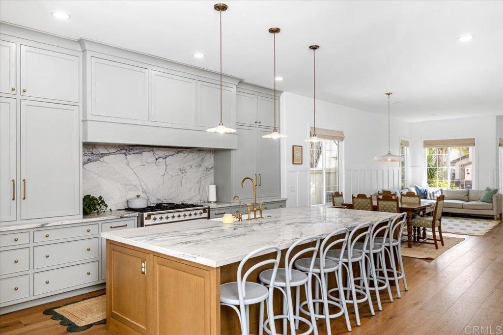 1258 Mariposa Road