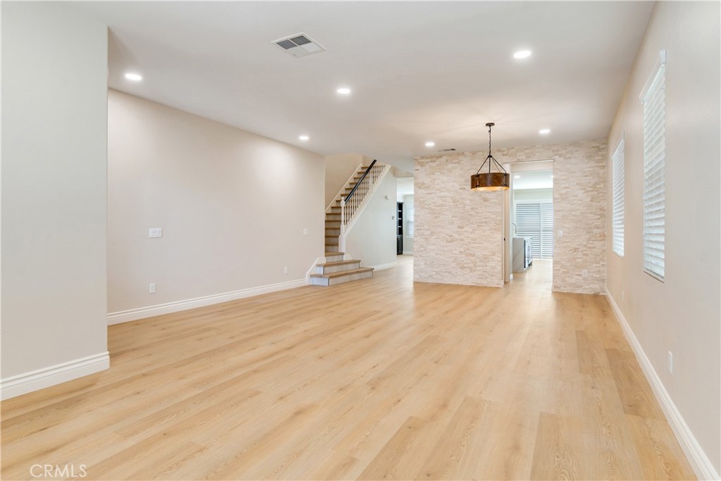 33827 Flora Springs Street