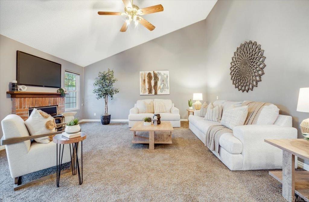 SD COUNTRY ESTATES - Residential