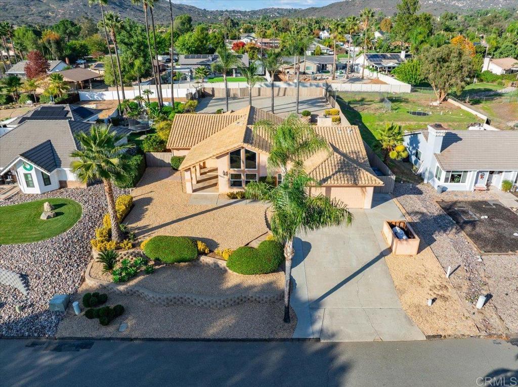 SD COUNTRY ESTATES - Residential