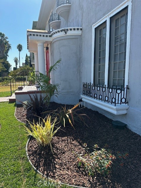 Downtown (DT) - Residential Income