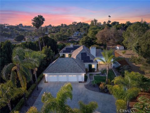 Photo of 2098 Vista Valle Verde Dr, Fallbrook, CA 92028 (MLS # SW26124911)