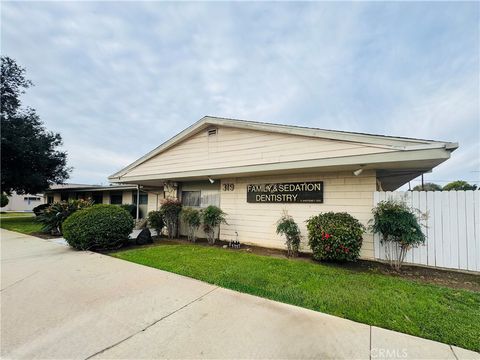 Photo of 319 N San Dimas Ave #F, San Dimas, CA 91773 (MLS # CV26061054)