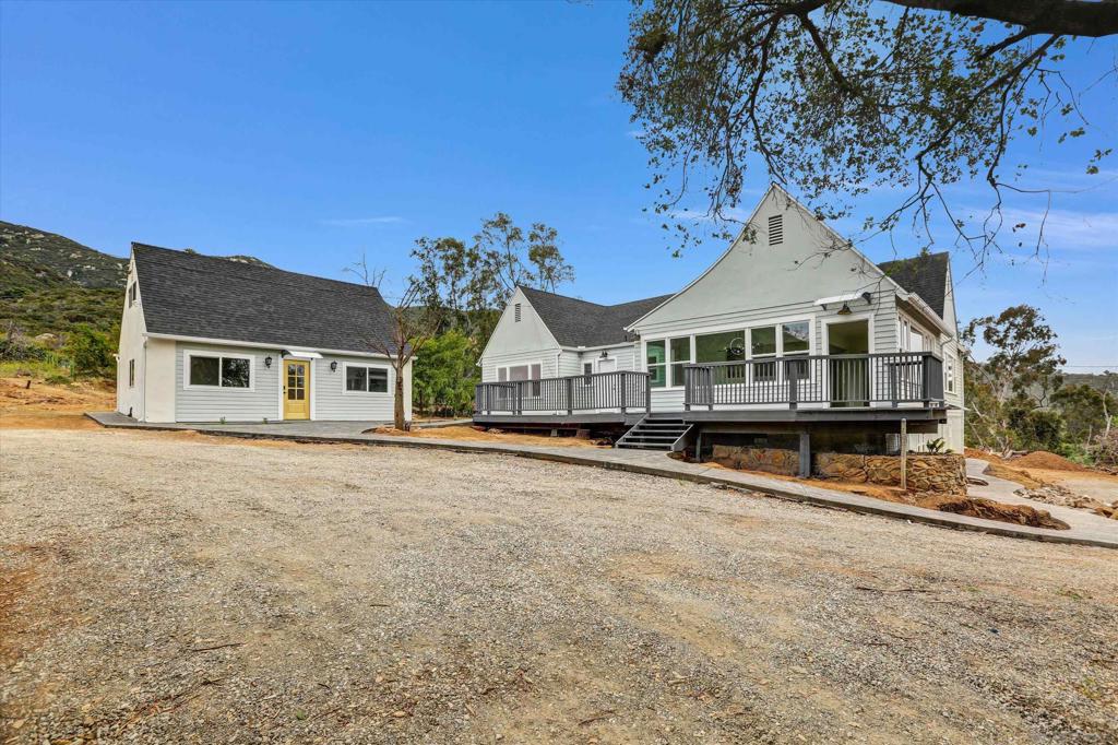 3144 AURORA VISTA