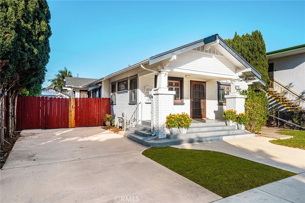 373 Gladys Avenue