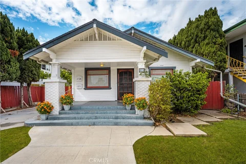 MLS: OC26221934