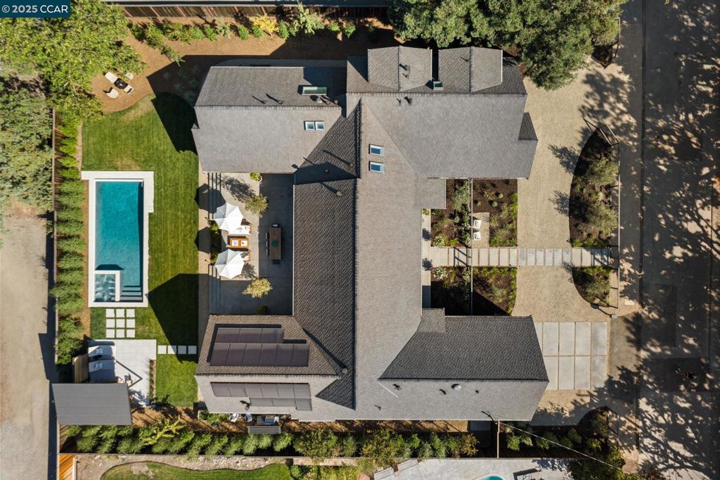 TRAILS AREA - Residential