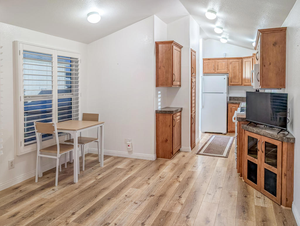 Not Applicable-1 - Manufactured In Park