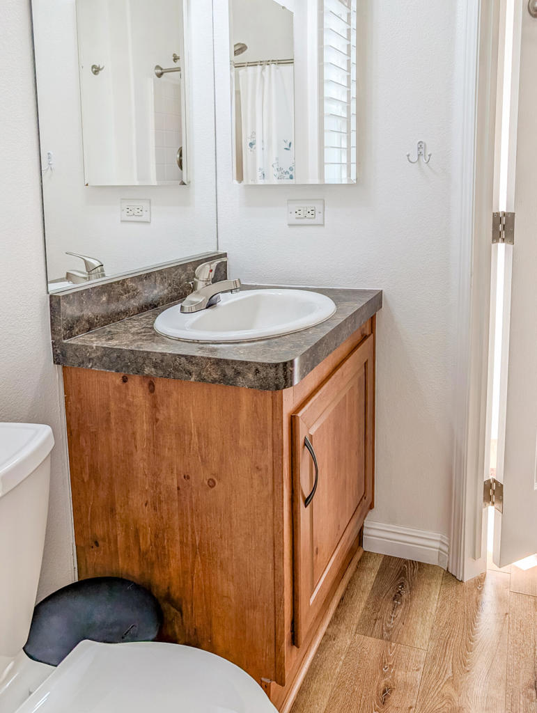 Not Applicable-1 - Manufactured In Park