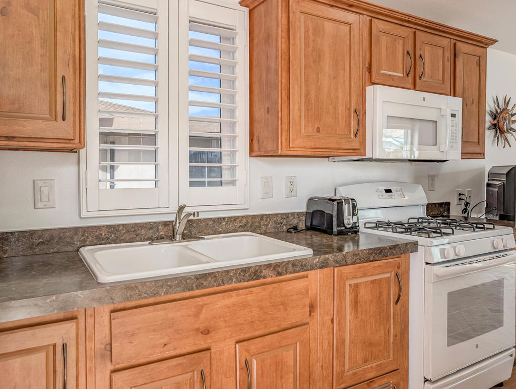 Not Applicable-1 - Manufactured In Park