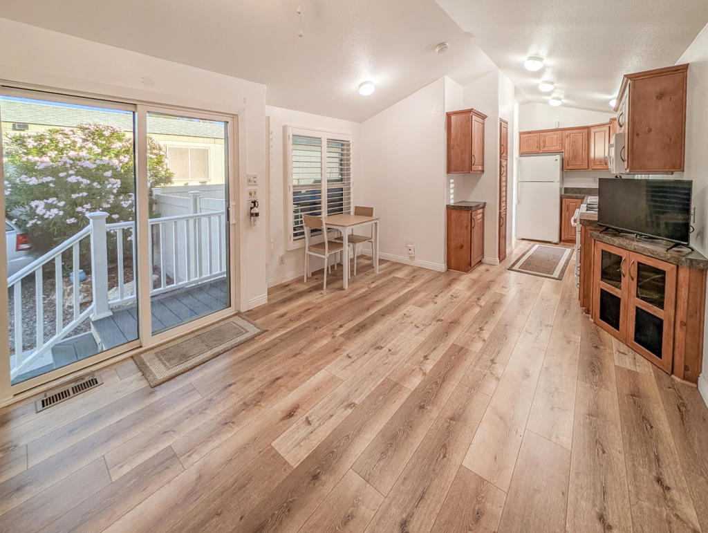 Not Applicable-1 - Manufactured In Park