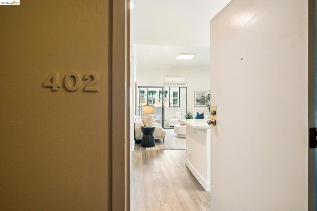 288 Whitmore 402B