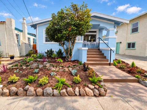 Photo of 2826 San Jose Avenue, Alameda, CA 94501 (MLS # ML82061759)