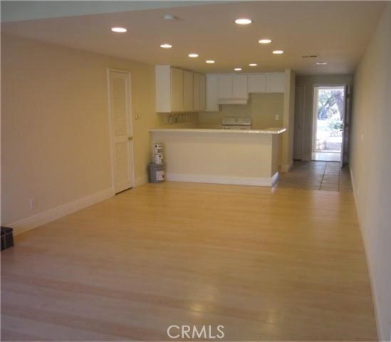 23551 Avenida La Caza 129