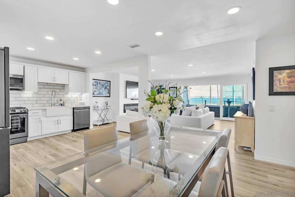 32 Montego Court