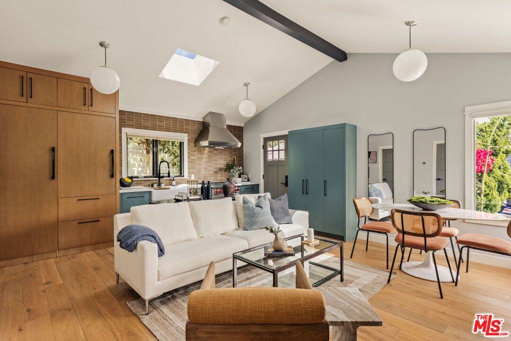 Photo of 9009 Lloyd Place, West Hollywood, CA 90069 (MLS # 26696523)