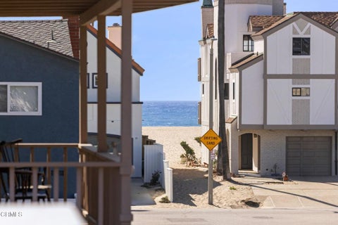 Tiny photo for 128 Pasadena Avenue, Oxnard, CA 93035 (MLS # V1-39389)
