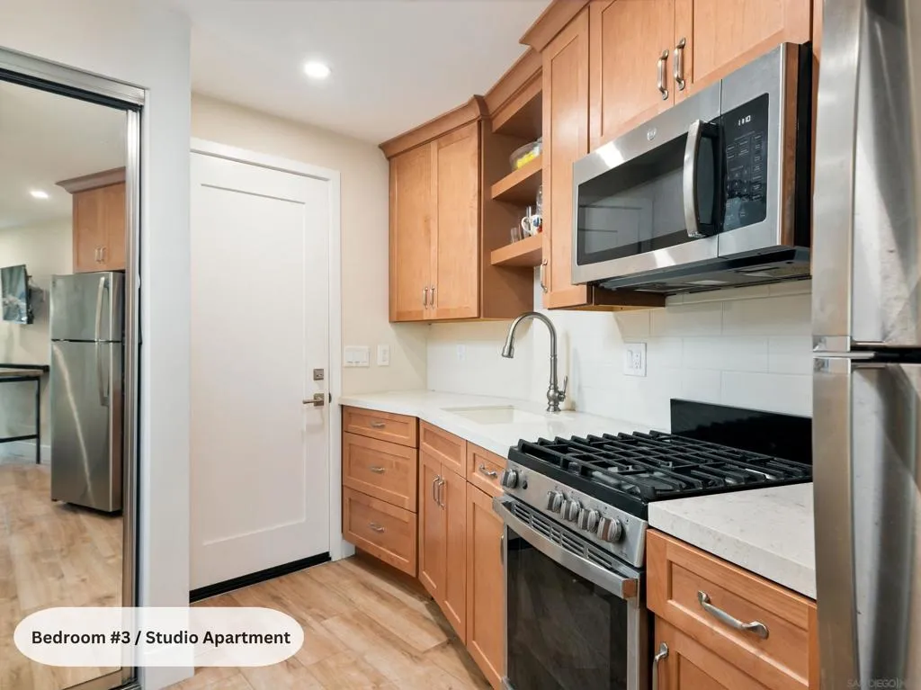 La Jolla, California 92037, United States, 3 Bedrooms Bedrooms, ,5 BathroomsBathrooms,Residential,Active,241584