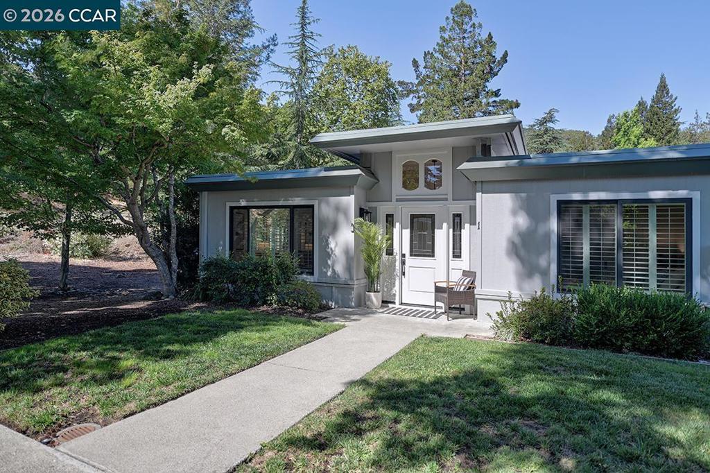 1517 Oakmont Dr Dr