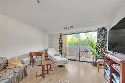 700 W 3rd Street Unit A111, Santa Ana, CA 92701 - MLS#: OC25168993