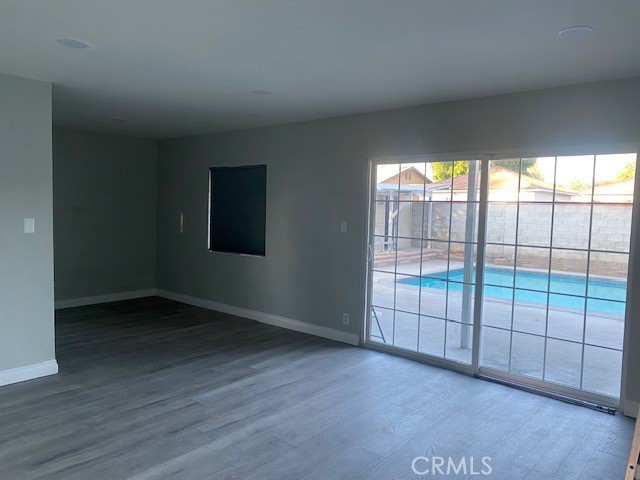 Properties 1 10406 Orion Avenue