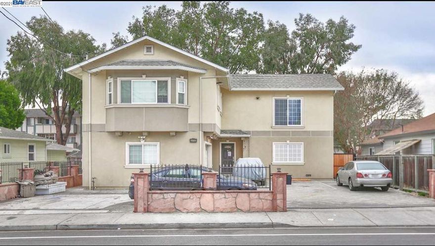 This stunning 6 beds and 4 baths single family home is perfectly located in the desirable Jackson Triangle community. Addition and remodel done in 2014. Hardwood flooring throughout. Spacious and bright kitchen with stainless steel appliances, built in full size refrigerator, 5 burn gas stove, granite counter. One master suite and 2 bedrooms on each floor, plus a huge loft on the second floor. Crown molding and recessed lights, double pane windows and doors.  2 tankless water heaters, dual zone heating and air conditioning, fully owned solar system! Enjoy the cozy backyard with an outdoor kitchen, covered patio. Extra one bed and one bath in the backyard! This home is a must see!!