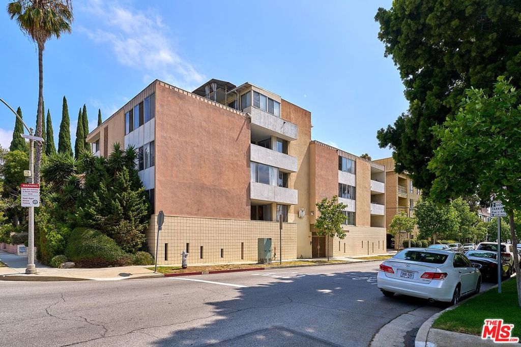 Fantastic 3-bed, 2-bath unit on the 3rd floor for lease, on the tree-lined corner of Maple & Charleville. Located one block away from the prestige Beverly Vista Middle School in Beverly Hills Unified School District (BHUSD) This spacious unit is tastefully updated features an open layout, stylish built-ins, and wraparound treetop views. The large primary suite offers ample closet space, a changing area, and an updated en-suite bath. The second bath includes a full tub. Enjoy a galley kitchen with stone counters, with a brand new refrigerator, induction stove and a dishwasher. A breakfast nook, and a large spacious patio access. Washer/dryer are in unit. Includes two tandem parking spaces. Within blocks, walk to Whole Foods Market, Shopping on Rodeo Dr and many yummy restraints on Canon Dr. Schedule your private showing today!