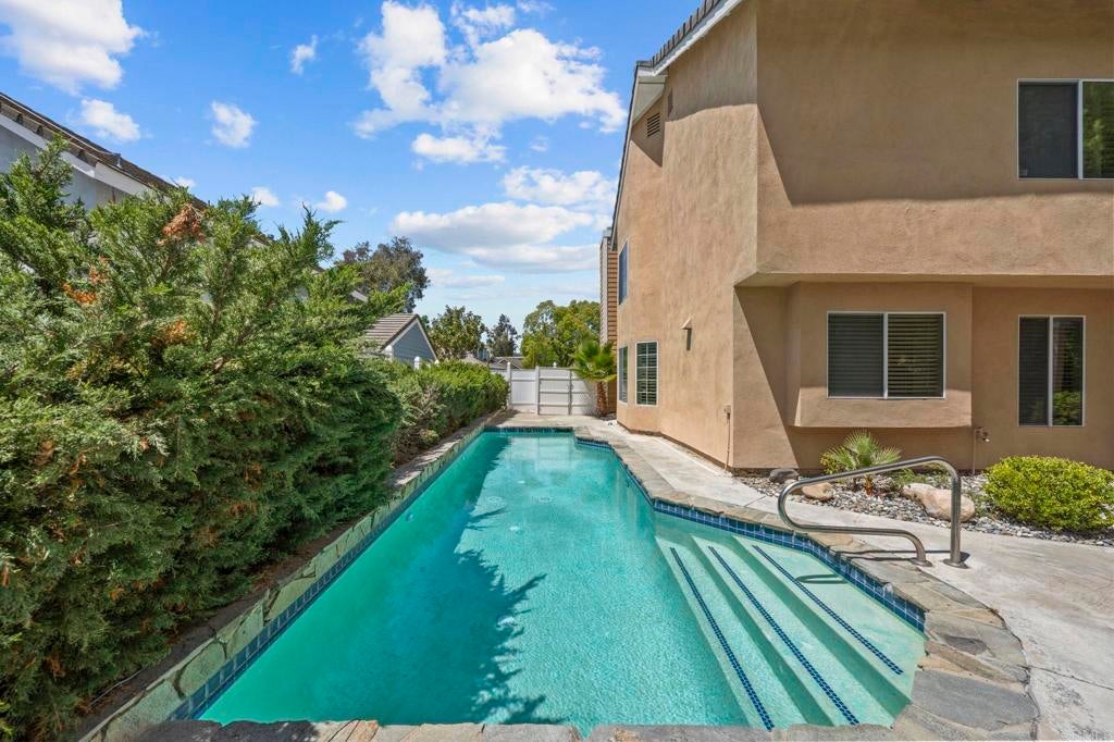 43870 Gatewood Way