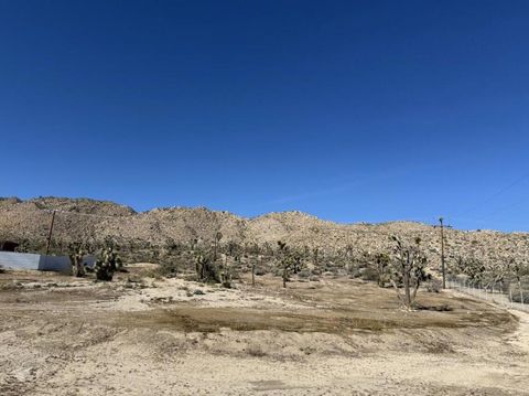 Photo of 56414 Buena Vista Drive, Yucca Valley, CA 92284 (MLS # 219138600PS)