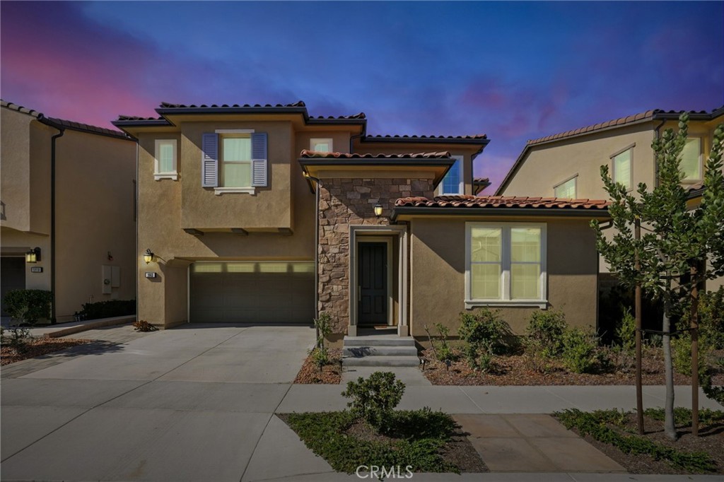1883 Aliso Canyon Drive