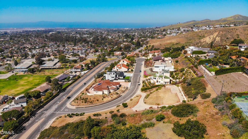 6185 Cobblestone Drive