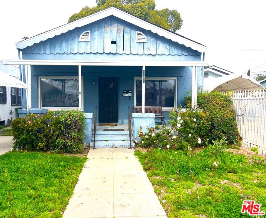 1765 W 37th Place