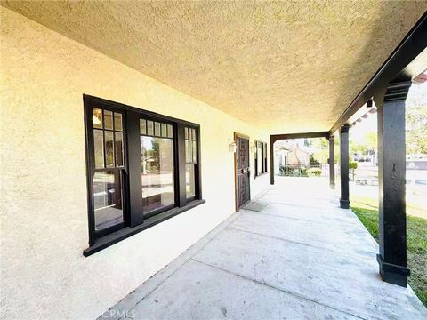 Photo of 266 N Wilson Avenue, Pasadena, CA 91106 (MLS # WS26060462)